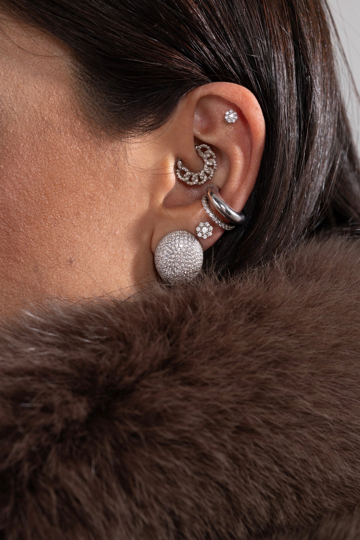 Orecchino Bottone Lux